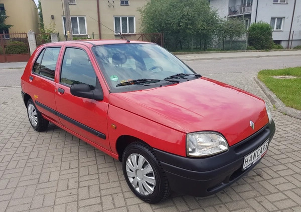 Renault Clio cena 7500 przebieg: 105000, rok produkcji 1998 z Bydgoszcz małe 562